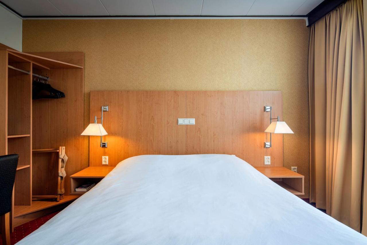 The Rosendale Hotell Roosendaal Exteriör bild